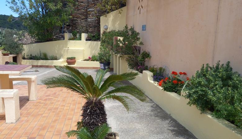 JARDINET ENTREE APPARTEMENT