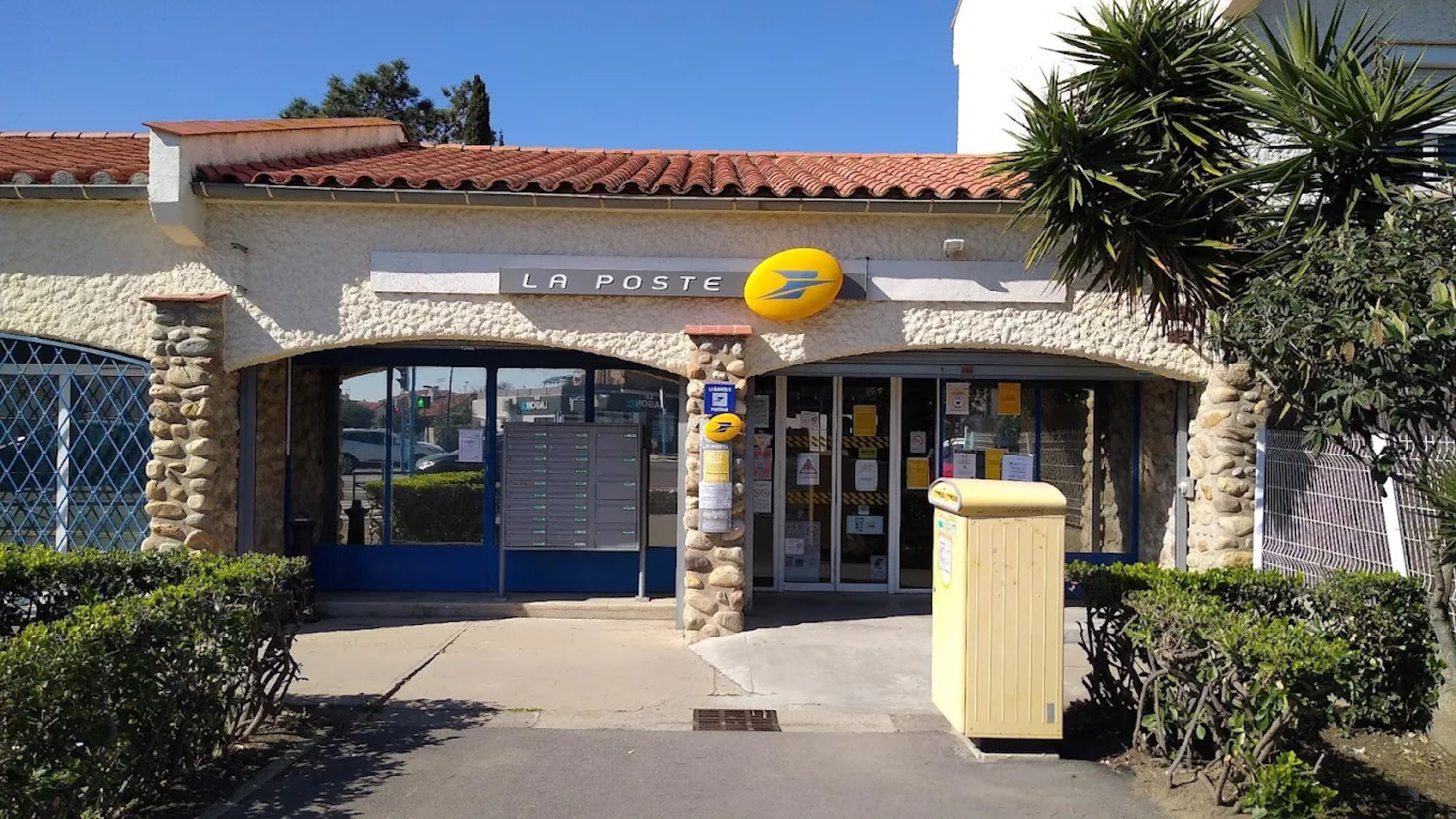 LA POSTE PLAGE