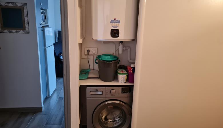 LAVE LINGE ET GRAND PLACARD