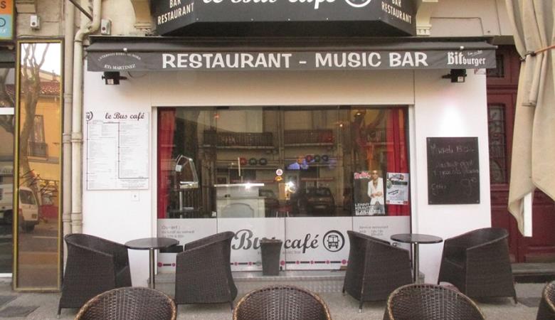 LE BUS CAFE 4