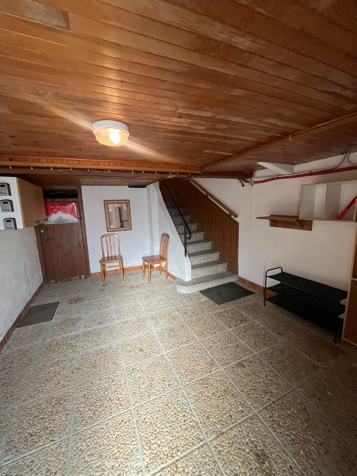 Les Angles - Village station