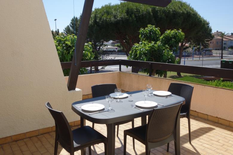 Les-Cypriennes-Interhome-1