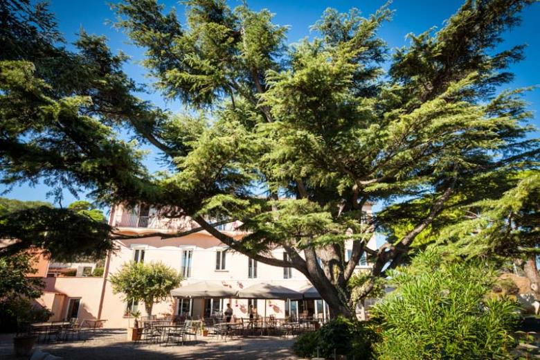 Les-jardins-du-cedre-Port-Vendres-6