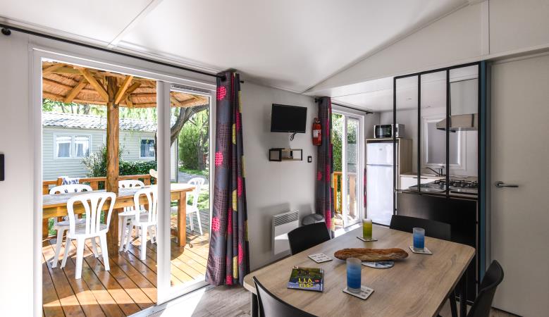 Mobil-home-Confort-salon-camping-les galets-argeles-2019
