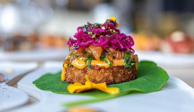 NIKKEI BY RUBEN GOMEZ 1