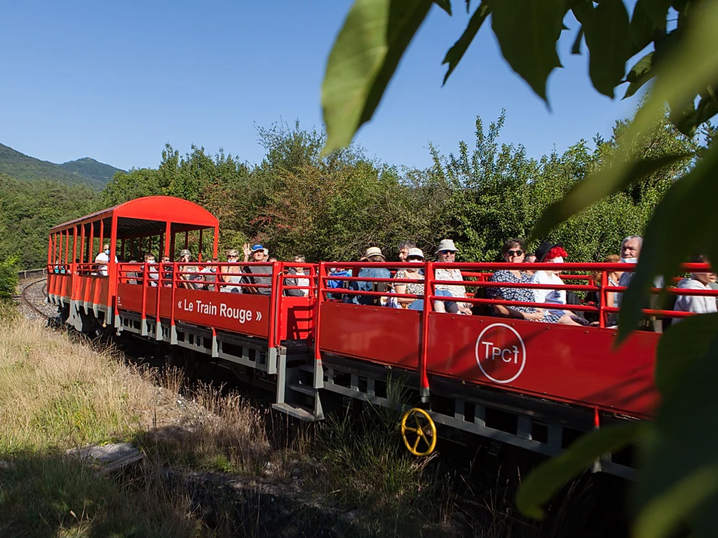 Rivesaltes_Train rouge wagon panoramique_1_copyright Train Rouge 1024x768