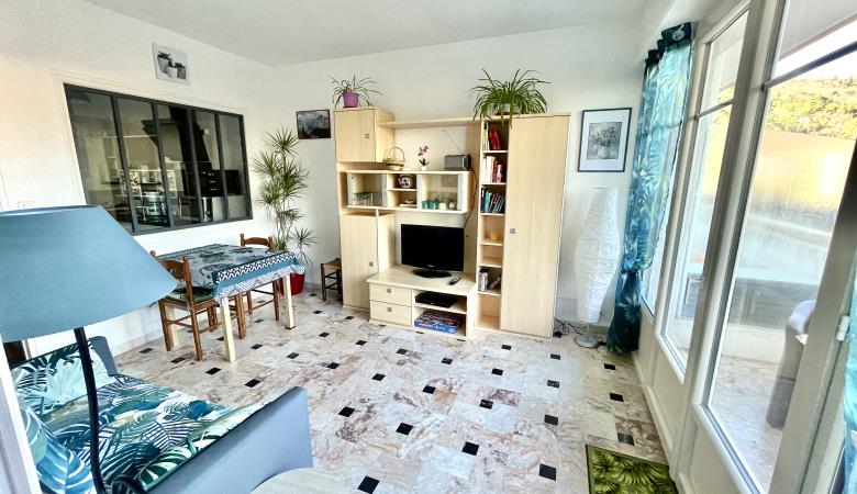 Salon6