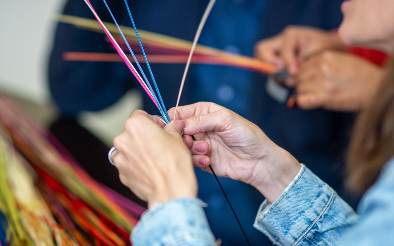 Upcycling - atelier de tissage en raphia