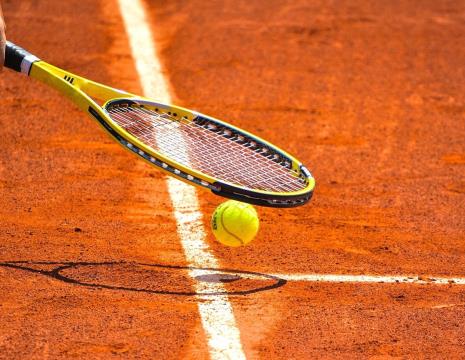 STAGES ADULTES TENNIS ET PADEL Du 21 au 31 oct 2024