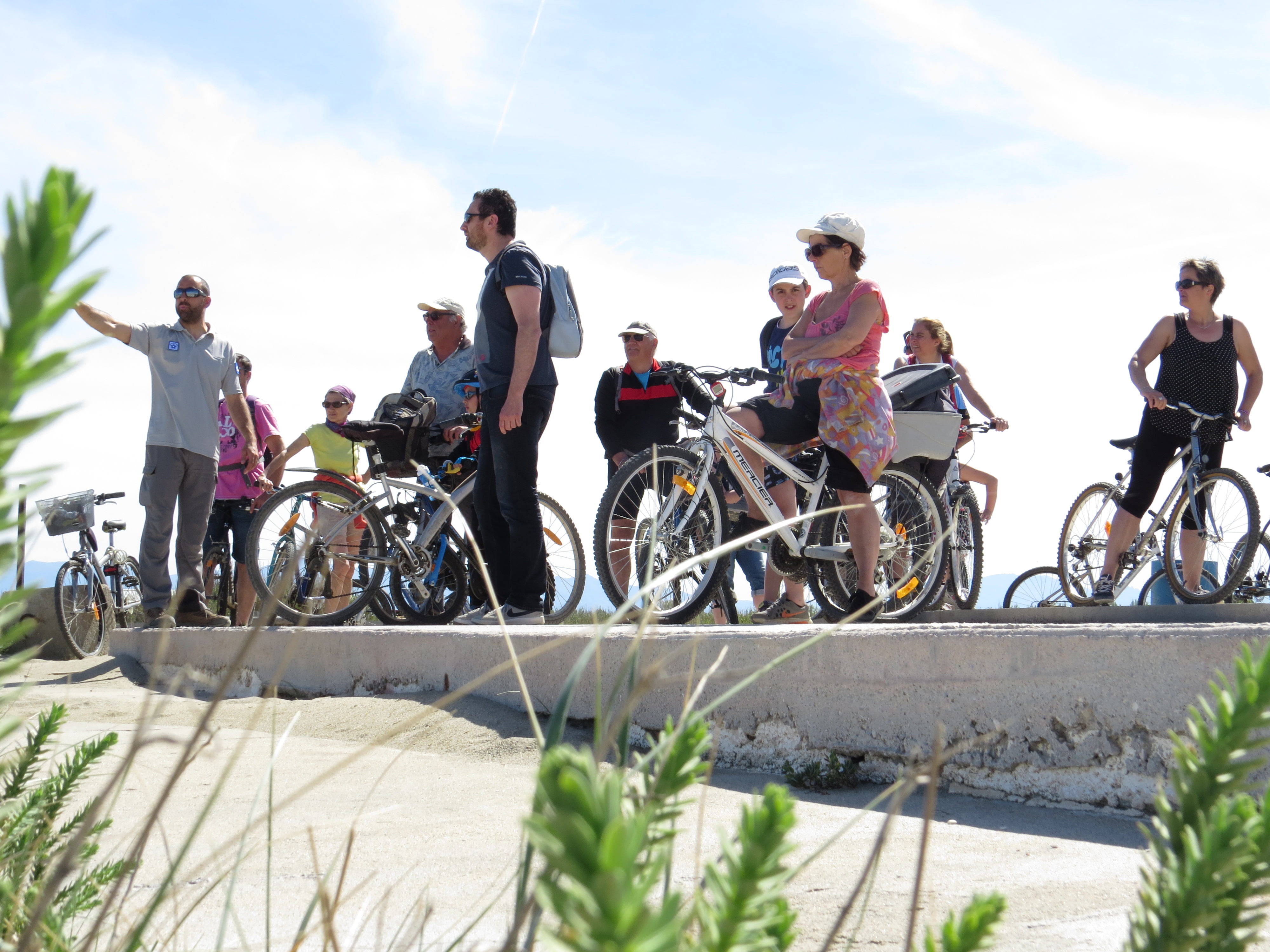 DISCOVER THE BEACH BY BIKE