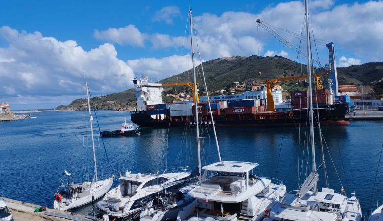 WhatsApp Image 2025-03-23 à 17.29.27_939e29bf