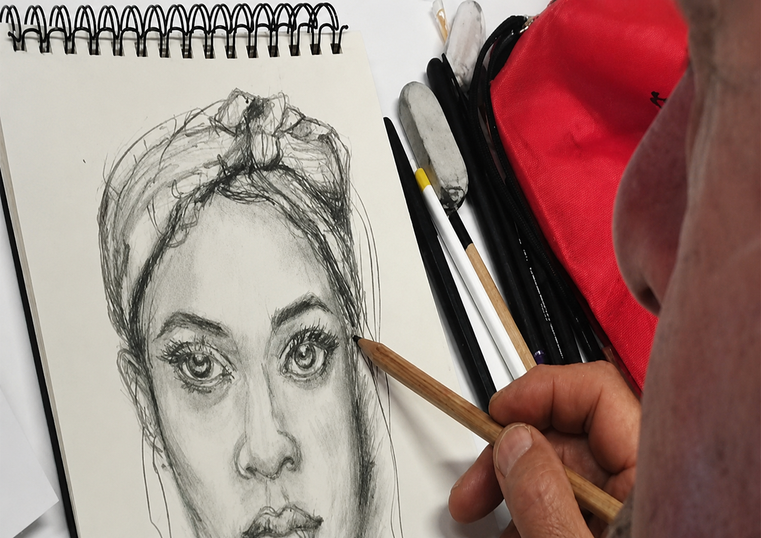 Atelier artistique "les metamorphoses des gestes"