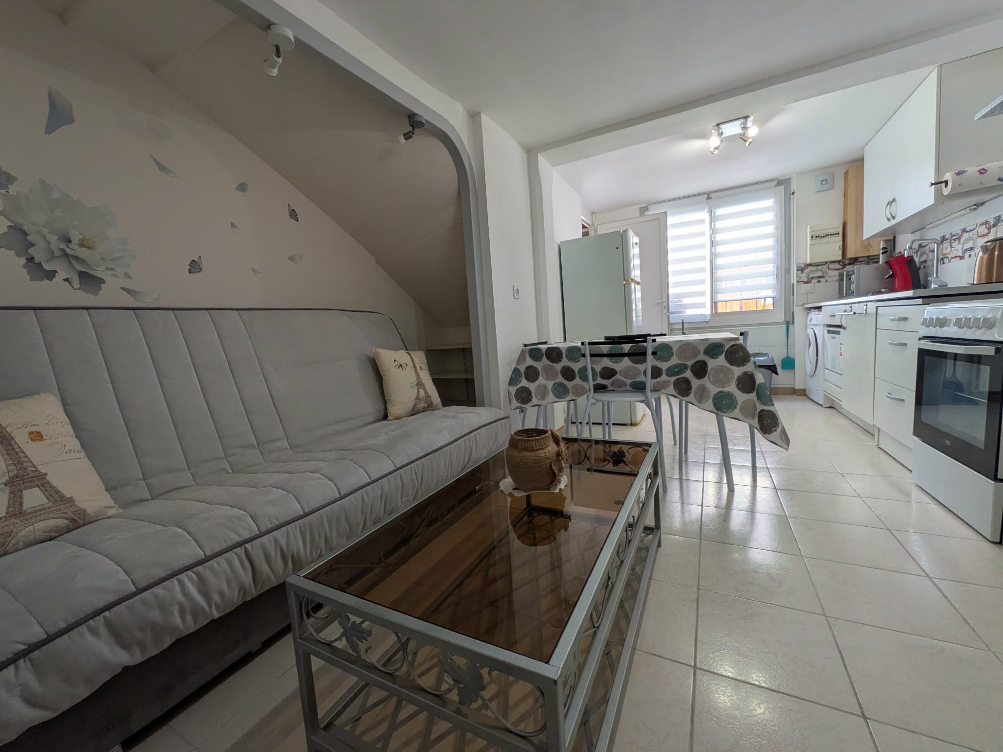 APPARTEMENT T2 AU COEUR DU VILLAGE — photo 2