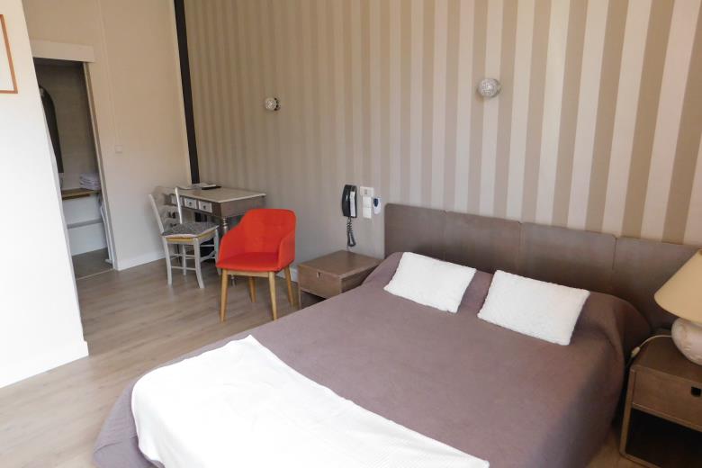 chambre 9 13 040