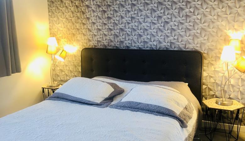 chambre bas grise