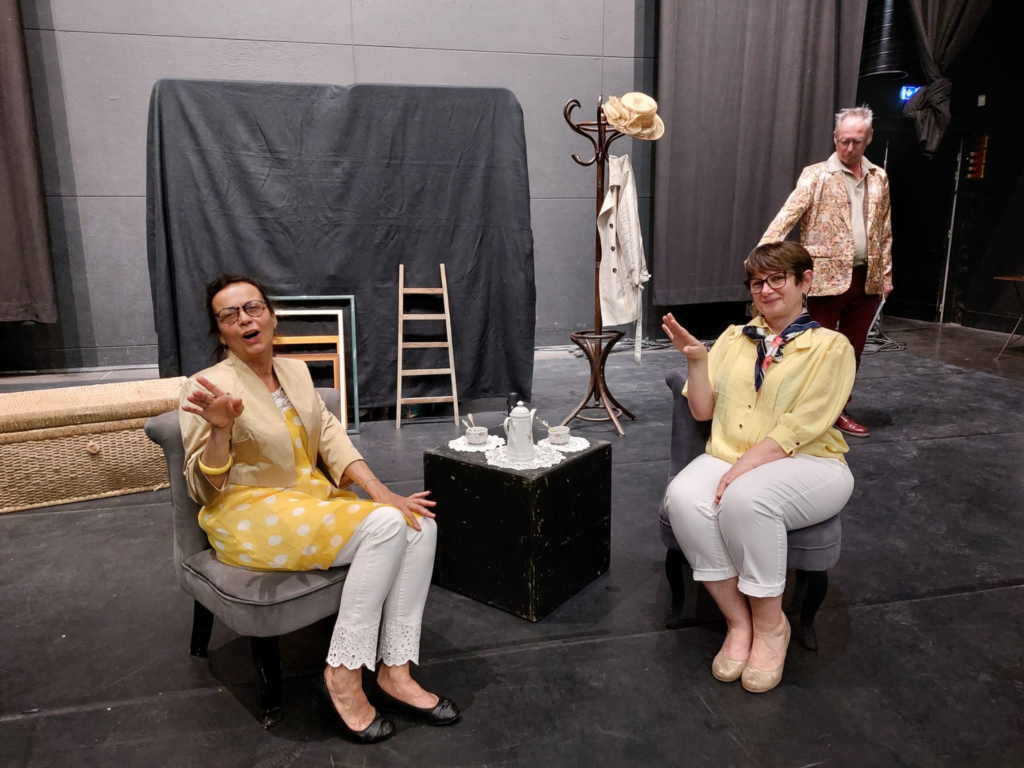 PIÈCE DE THÉÂTRE