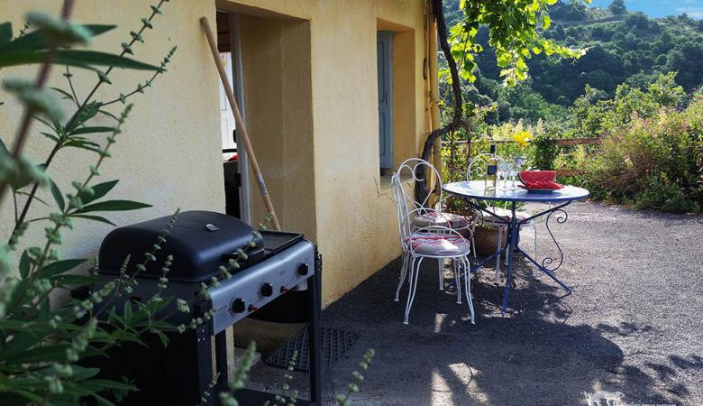 gite-pyrenees-orientales-La-Forge-terrasse-5