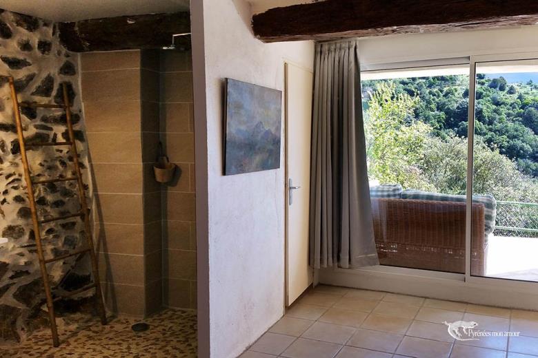 gite-pyrenees-orientales-La-forge-chambre-1
