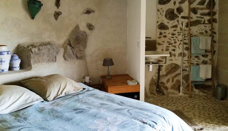 gite-pyrenees-orientales-La-forge-chambre-3