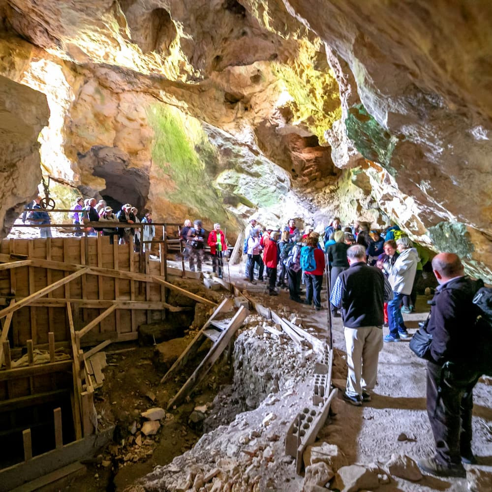 Visite guidée du musée et de la grotte préhistorique