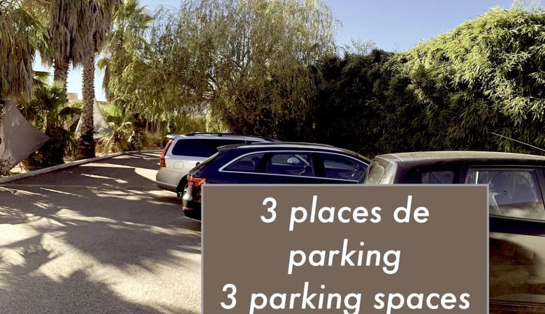 Parking_spaces_chezlaurenceOlivier_28