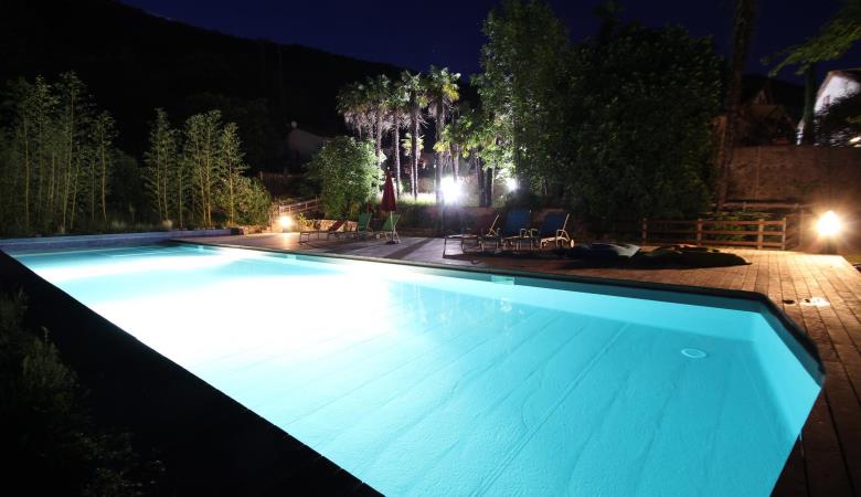 la piscine la nuit_10