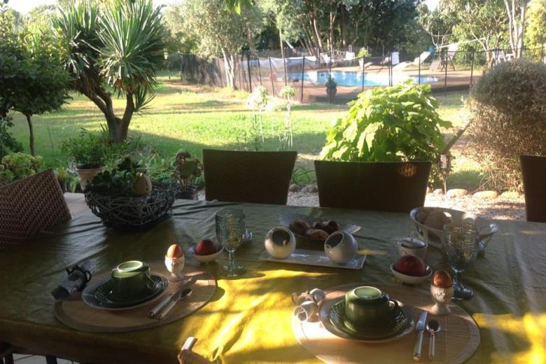 petit déjeuner en été_66G219502_8