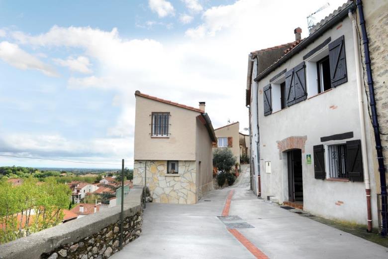 Devant le gite_66G109326_14