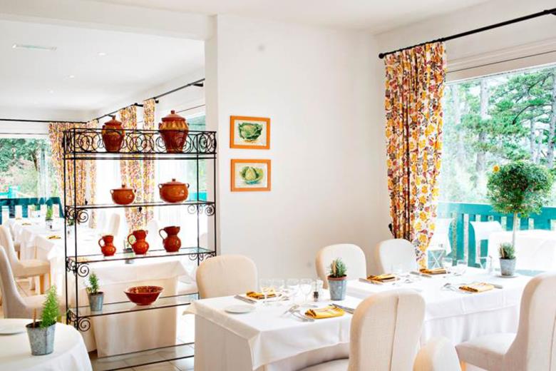 la_pinede_amelie_restaurant