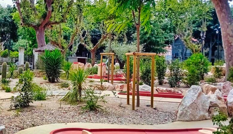 mini golf 1