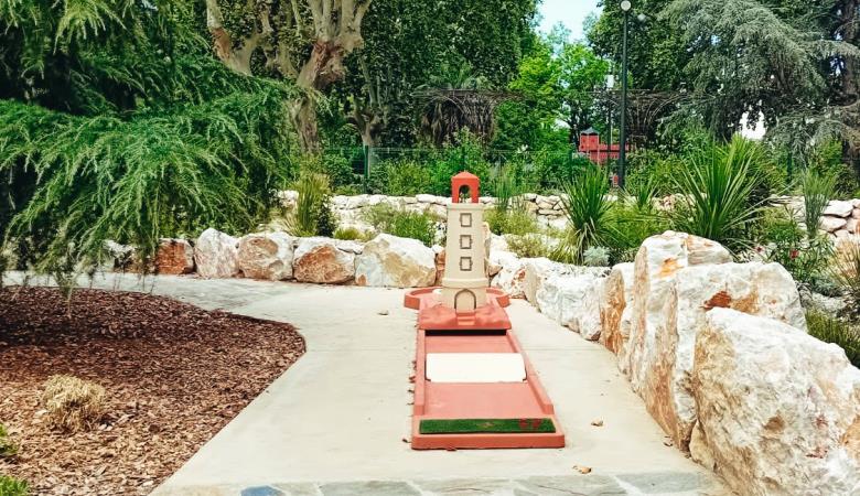 mini golf