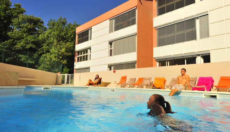 Balcons du Canigou Piscine