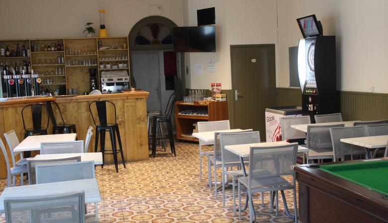 salle café de la placette - maury - celine ery 