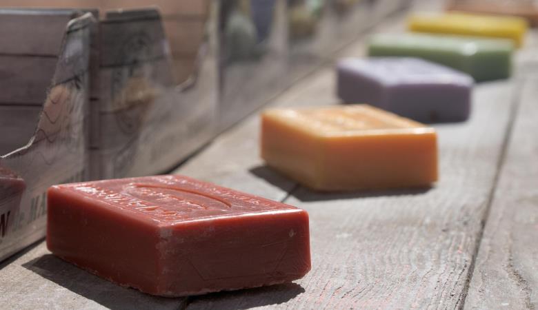 soap-2228609_1280