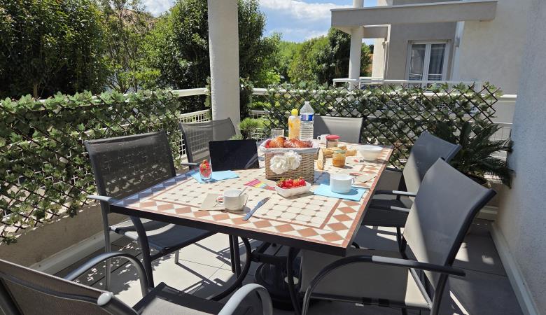 terrasse petit déj